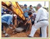 PHÁT HIỆN TẤM BIA ĐÁ VỢ VUA NGUYỄN